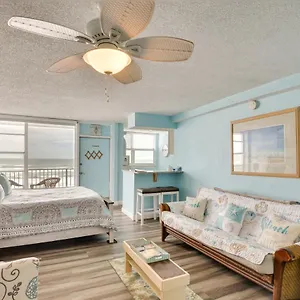  Apartment Updated Daytona Oceanfront Studio!
